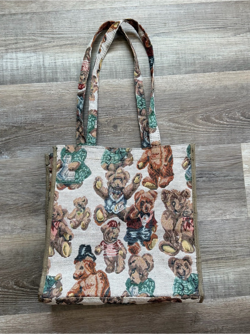 Vintage Teddy Bear Tapestry Tote Bag